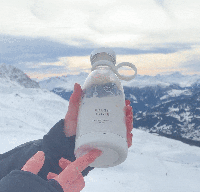 Portable mini juicer blender